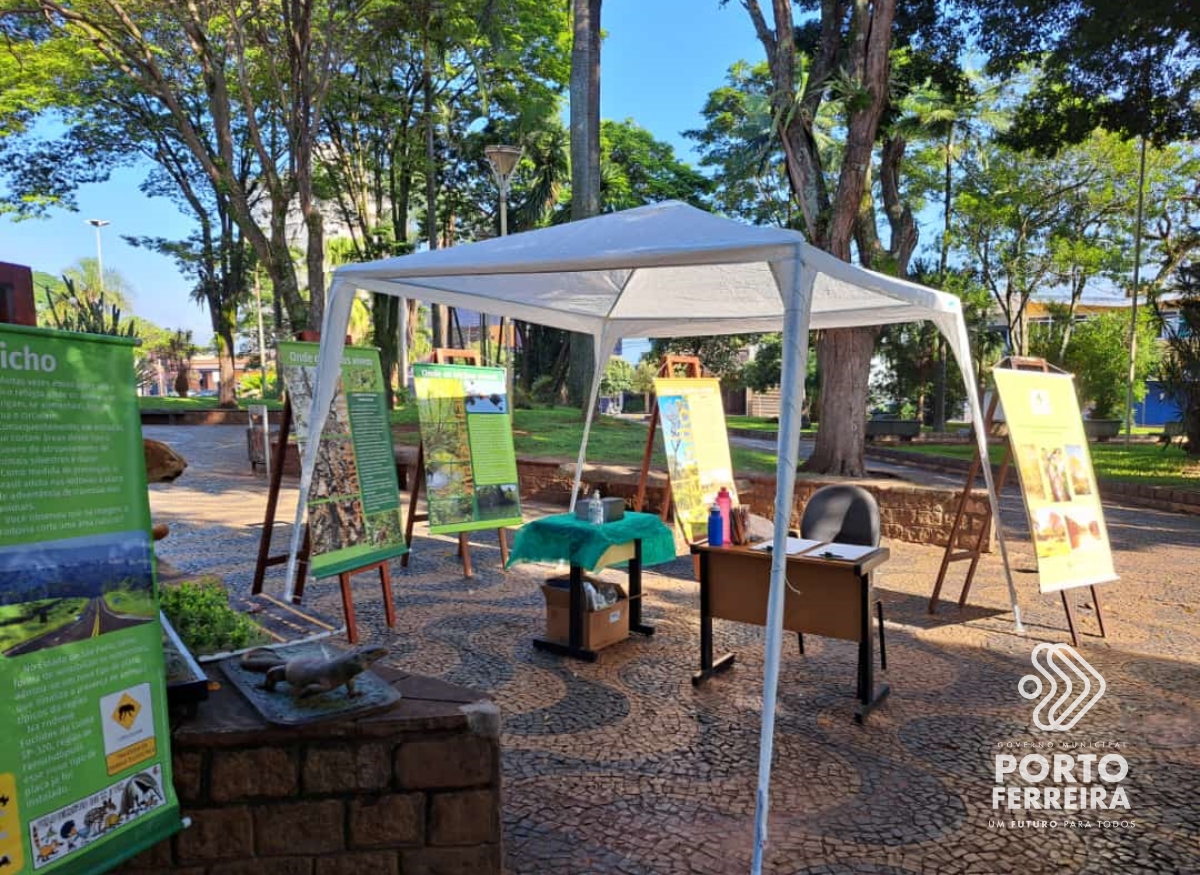 Parque Estadual de Porto Ferreira faz exposição sobre seus atrativos na praça da Matriz