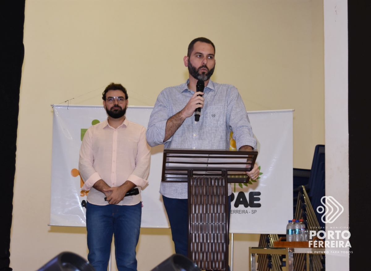 Prefeito anuncia núcleo multiprofissional para alunos durante a Semana Municipal de Conscientização do Autismo