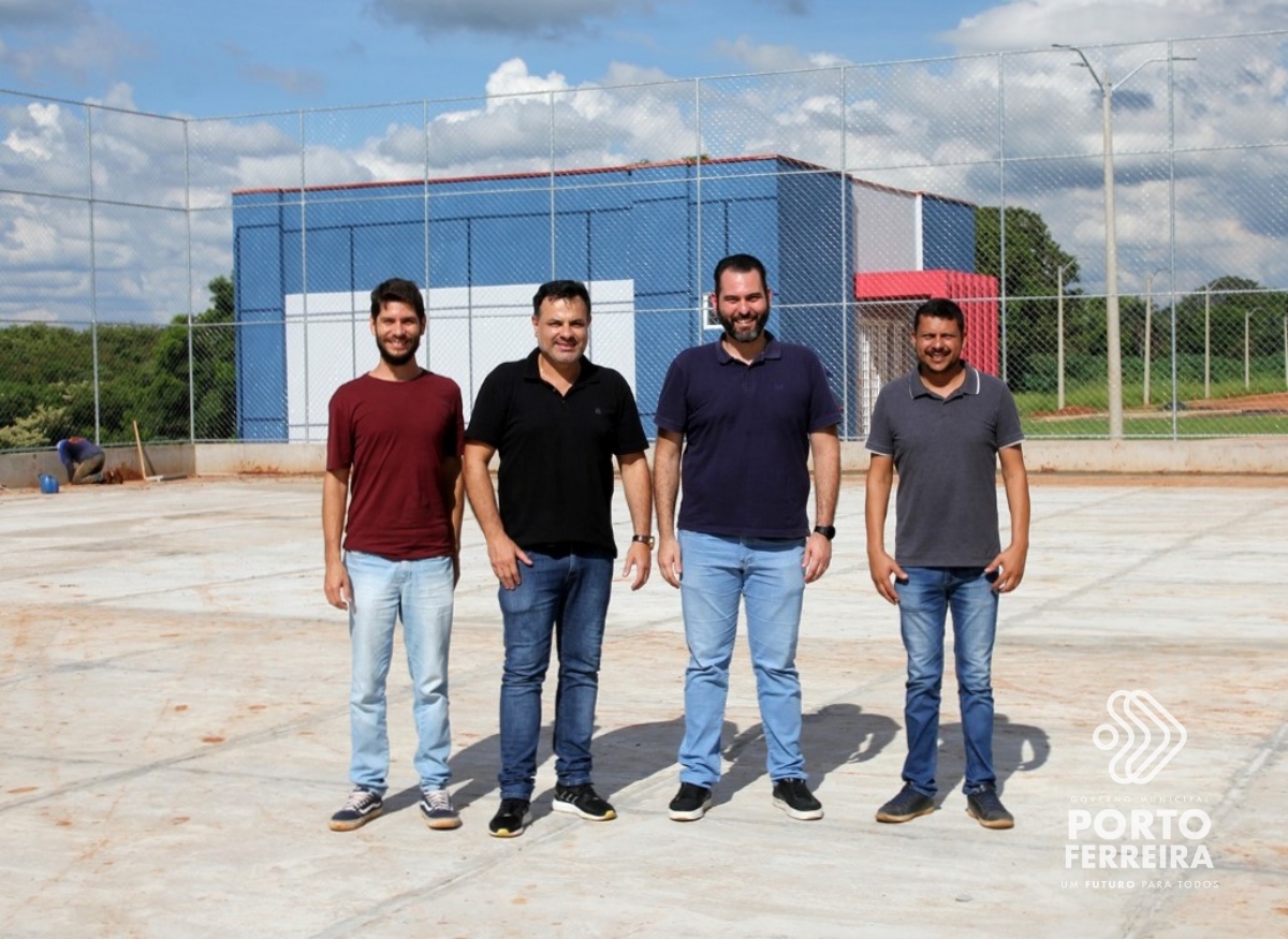 Parque Linear recebe equipamentos da academia ao ar livre, playgrounds e finalização dos vestiários