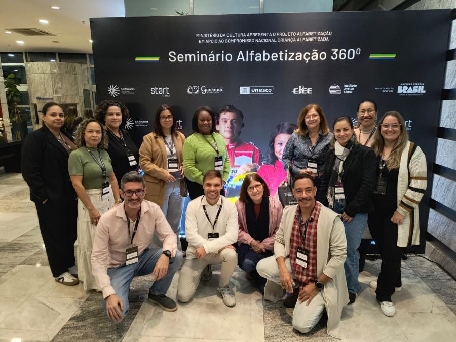 Representantes da Educação de Porto Ferreira participam do seminário “Alfabetização 360°”