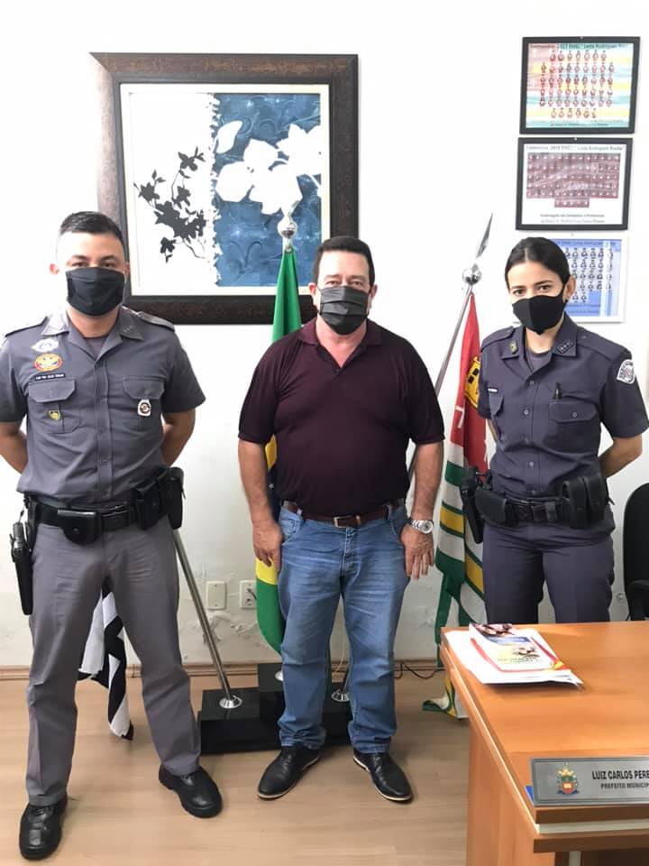 NOVO CAPITÃO ASSUME 2ª CIA DA REGIÃO DE QUADRA