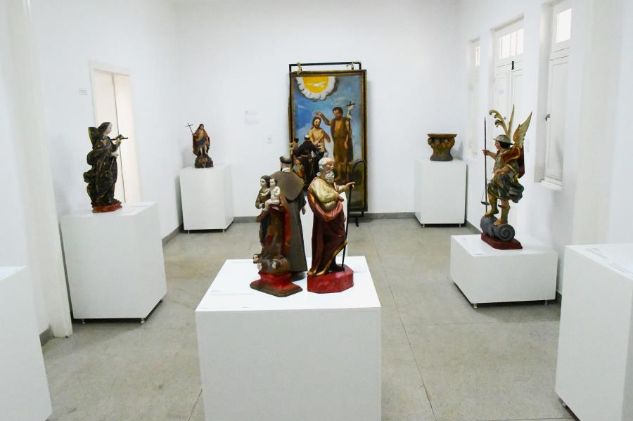 Prefeitura de Itabirito promove exposição centenária de arte sacra