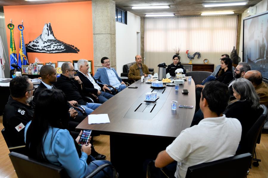 Prefeitura de Itabirito recebe visita de chefe da Polícia Civil de Minas Gerais