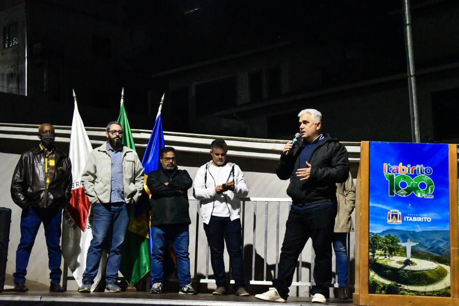Ações Centenárias: Prefeitura de Itabirito lança alvará online, entrega obra no Santo Antônio e realiza aulão de ritmos especial da Julifest