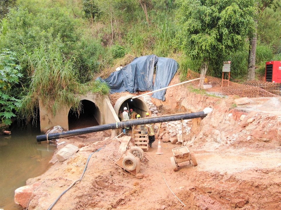 Córrego Criminoso: Prefeitura de Itabirito inicia obra para evitar transbordamento em épocas de chuvas