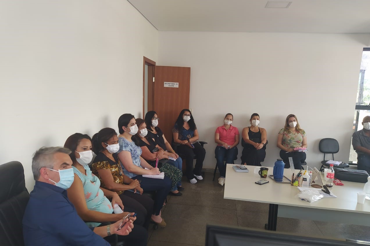 Prefeitura de Itabirito realiza reunião com gestores para discutir melhorias na prestação de serviços de Saúde