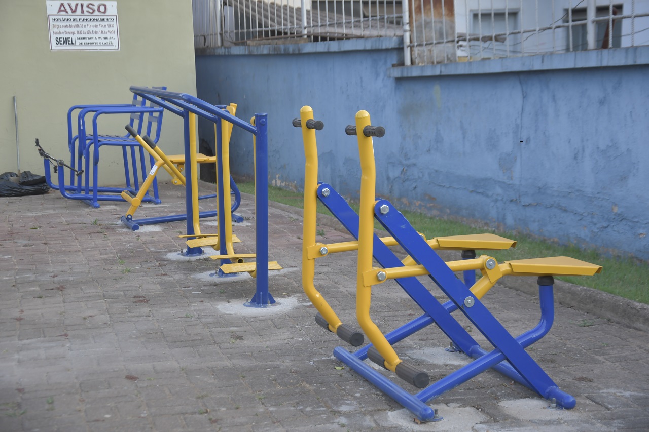 Prefeitura de Itabirito instala novas academias ao ar livre