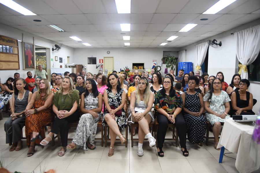 Corte e Costura: Prefeitura de Itabirito realiza entrega de certificados de conclusão de curso para alunas