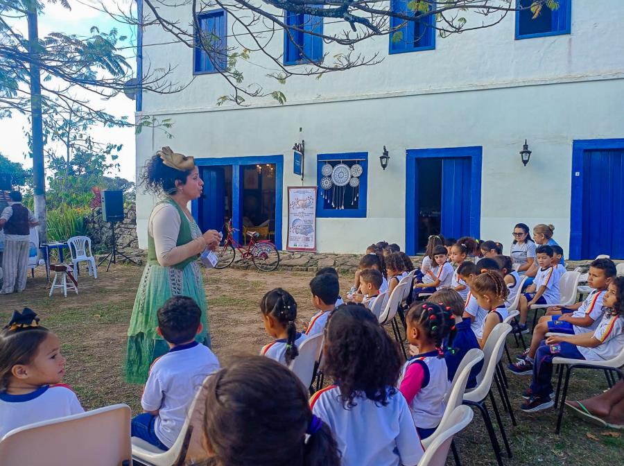Preservação ambiental: estudantes de Itabirito participam de espetáculo teatral em São Gonçalo do Bação
