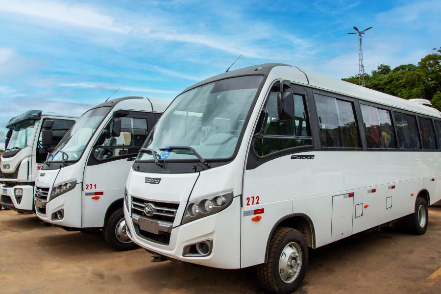 Prefeitura de Itabirito investe em novos ônibus para transporte de pacientes da hemodiálise 