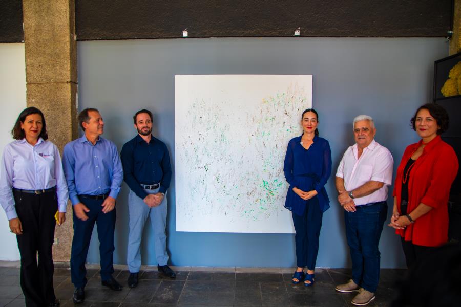 Prefeitura de Itabirito recebe obra de arte doada pela Herculano Mineração