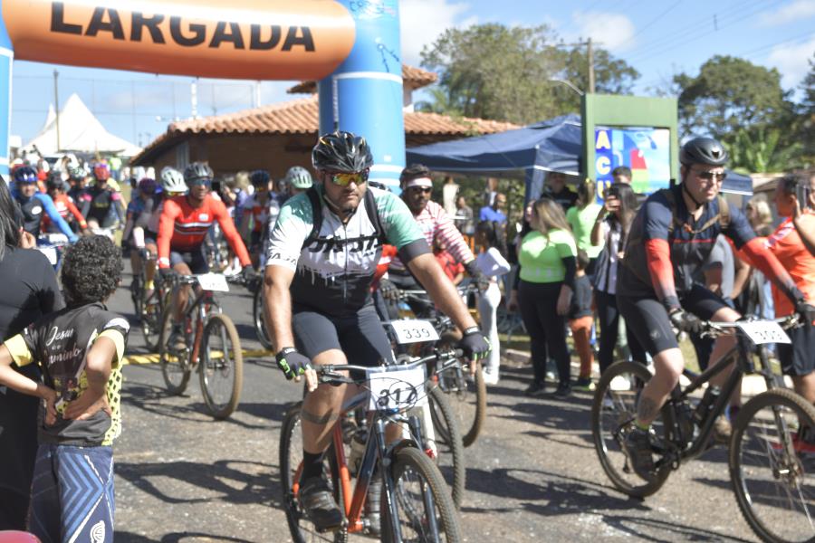 Golden Biker: Competição de ciclismo movimenta Acuruí