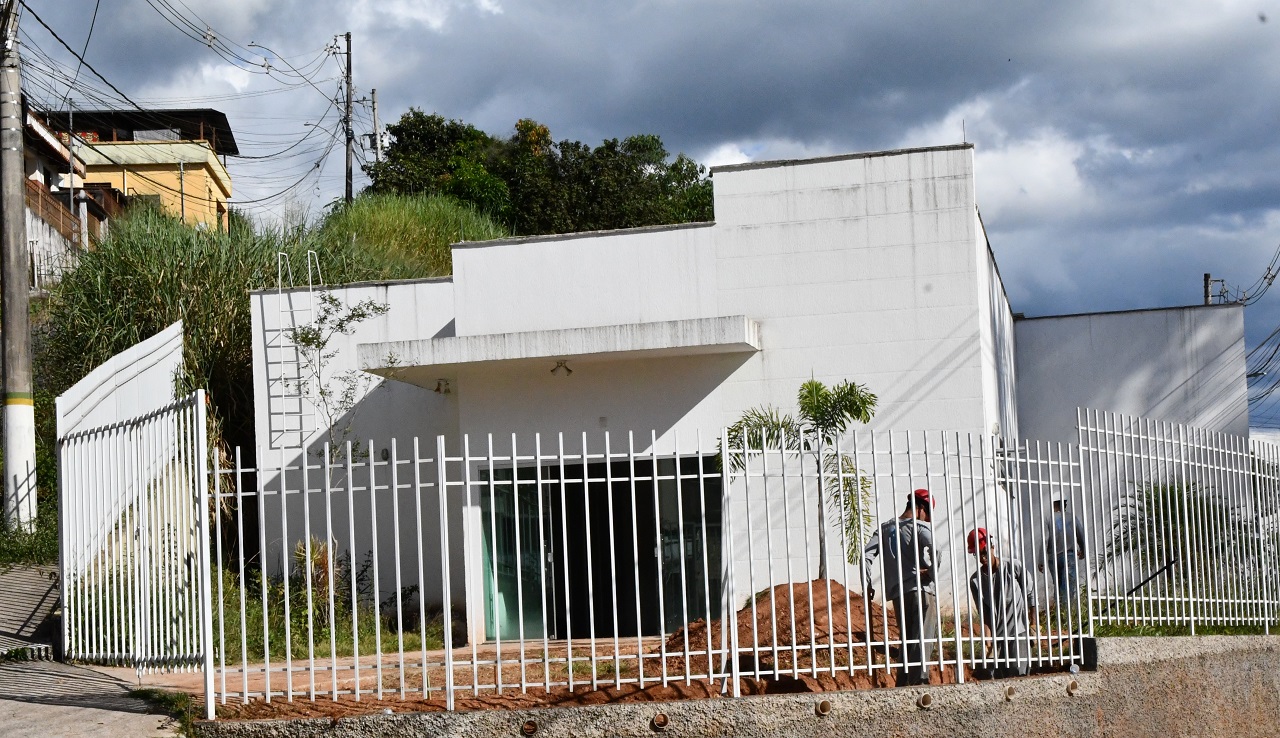 Prefeitura de Itabirito inicia adequações no prédio da Farmácia de Minas