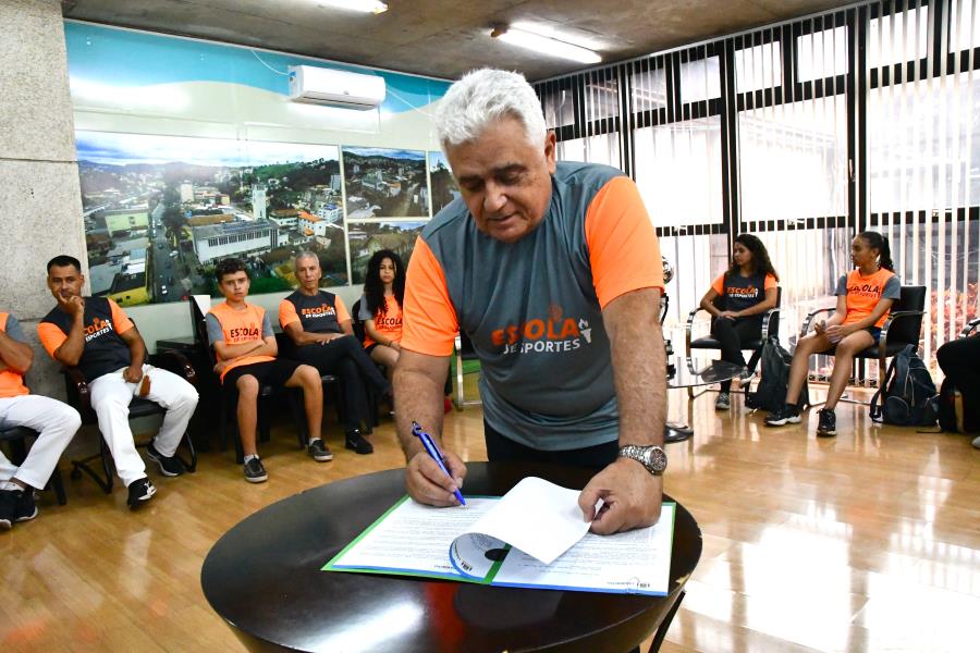 Conquista histórica: Prefeitura de Itabirito sanciona lei do Programa Escola de Esportes
