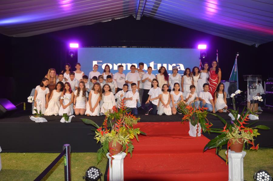 Formatura 𝐄.𝐌.𝐄.𝐅. 𝐏𝐫𝐨𝐟ª 𝐇𝐞𝐥𝐞𝐧𝐚 𝐑𝐨𝐝𝐫𝐢𝐠𝐮𝐞𝐬