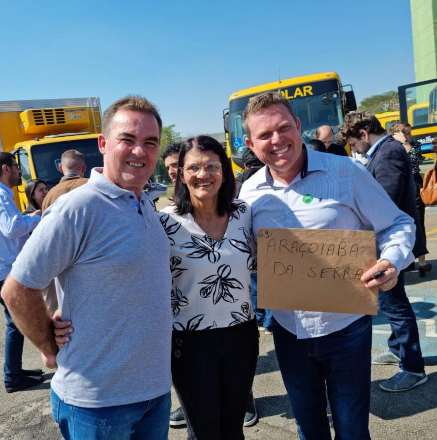 Novo Ônibus Escolar