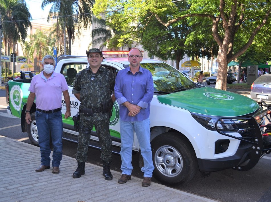 Viatura conquistada junto ao Governo do Estado será utilizada pela Polícia Militar Ambiental de Novo Horizonte, através do Convênio Atividade Delegada