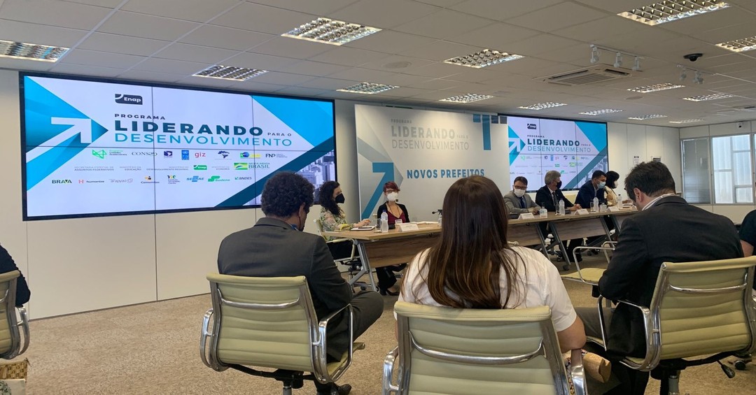 Vice-prefeita Amarilis Biasi, cumpre agenda em Brasília nesta semana para participar do programa Liderando para o Desenvolvimento da Escola Nacional de Administração Pública