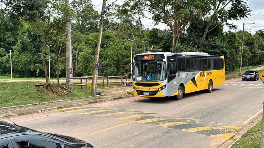 Linha de ônibus municipal bairro-centro ganha ampliação de rota com ponto no Parque Municipal