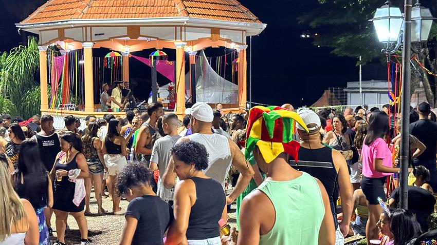 Edição temática do Praça Viva celebra Carnaval com três dias de programação