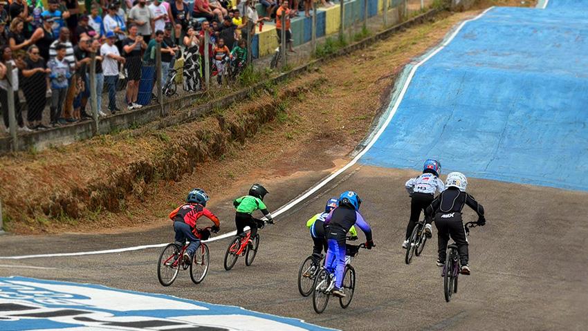 Atletas das aulas da Prefeitura de Jarinu participam da Copa Jarinu de BMX 2026