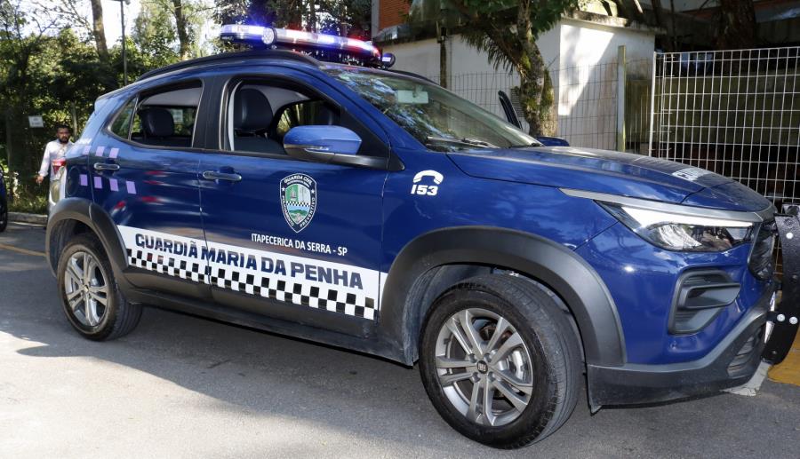 Prefeitura recebe três viaturas: um Duster, um Fiat Pulse e uma motocicleta; Agentes de Trânsito conquistam Plano de Carreira