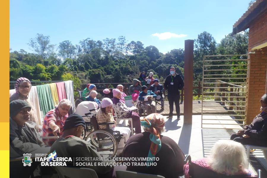Clínica de idosos recebeu Ação Social do CadÚnico