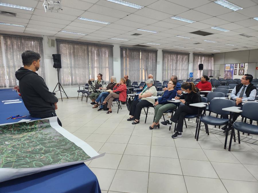 Reunião do Conselho Municipal do Meio Ambiente é realizada na Prefeitura de Itapecerica da Serra