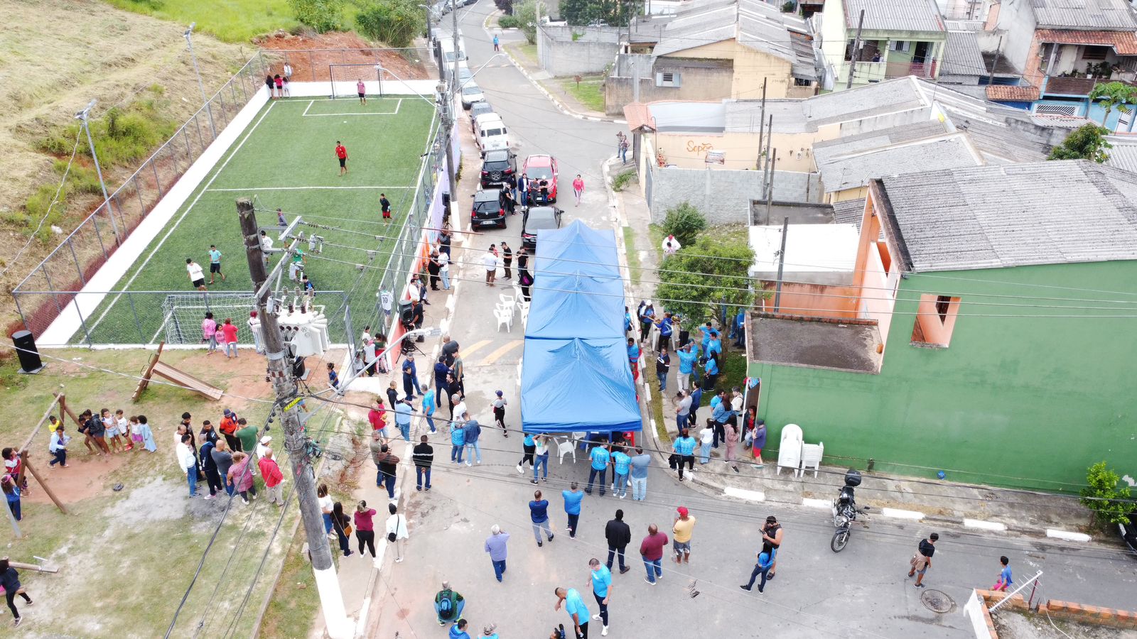 Moradores do CHP são contemplados com Escrituras Definitivas e Quadra Esportiva