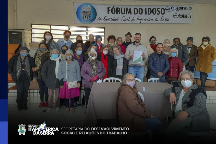Palestra sobre Cadúnico leva informações aos idosos de Itapecerica da Serra
