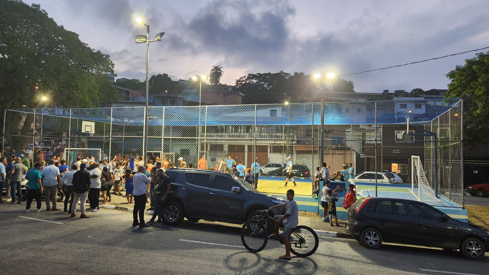Segunda Quadra Poliesportiva da Avenida Itália é inaugurada