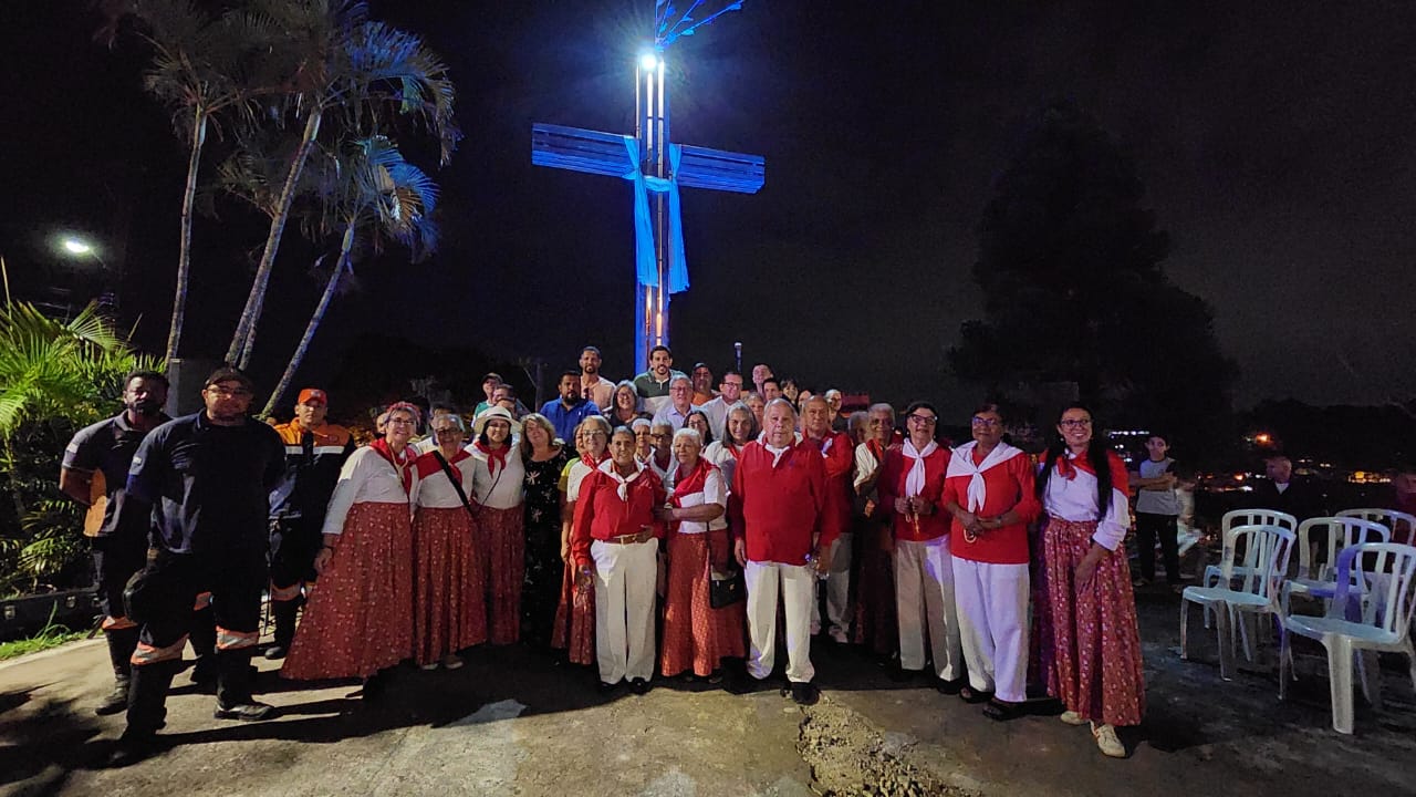 Reza de Santa Cruz abre as festividades de aniversário da cidade