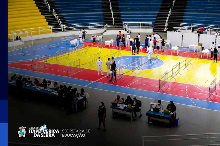 817 adolescentes itapecericanos receberam a primeira dose da vacina, nesta terça-feira, 24/8