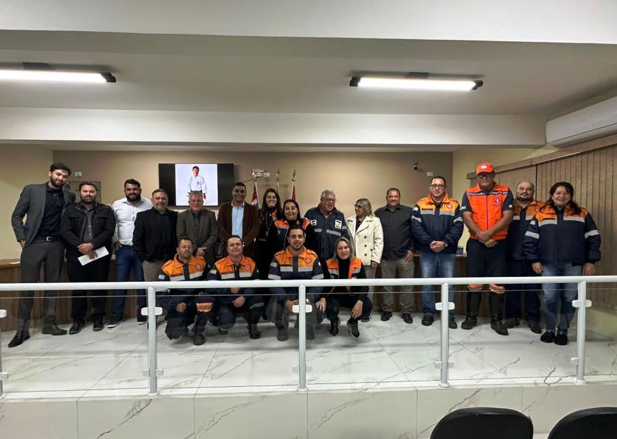 Defesa Civil de Itapecerica da Serra recebe Moção de Aplausos da Câmara de São Lourenço da Serra