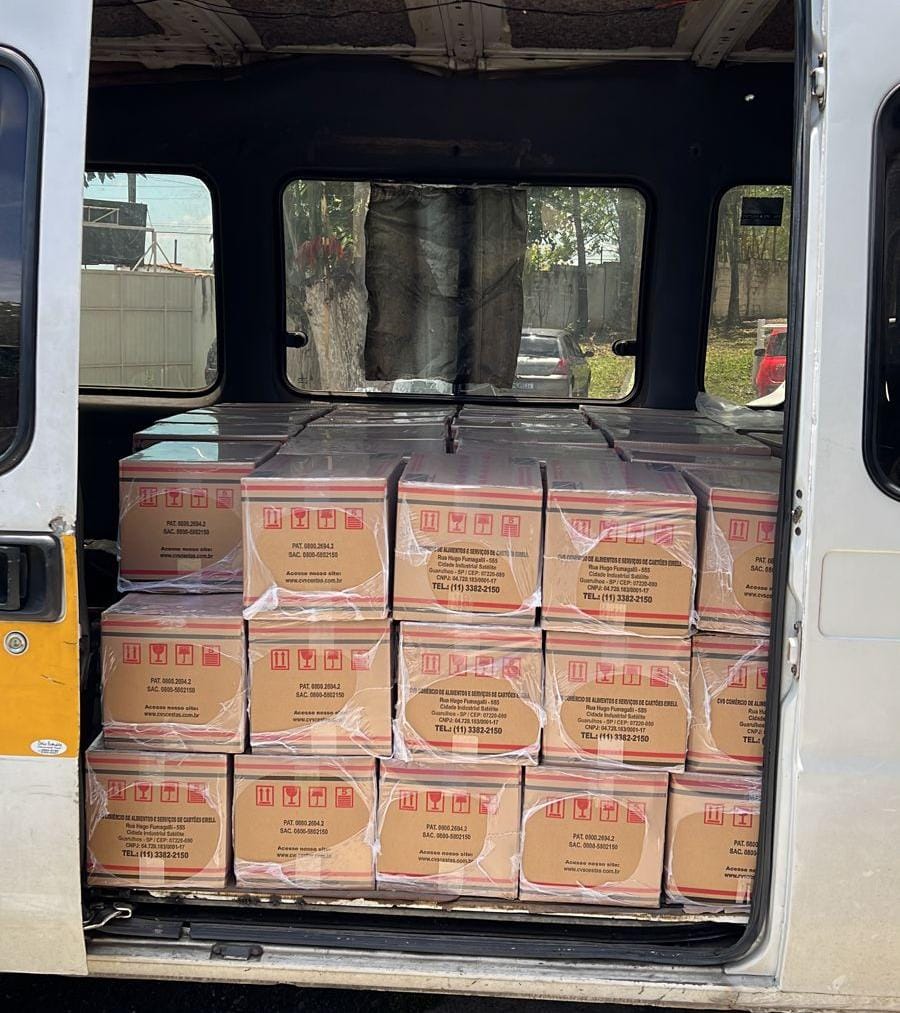 Empresas itapecericanas doam alimentos ao Fundo Social de Solidariedade