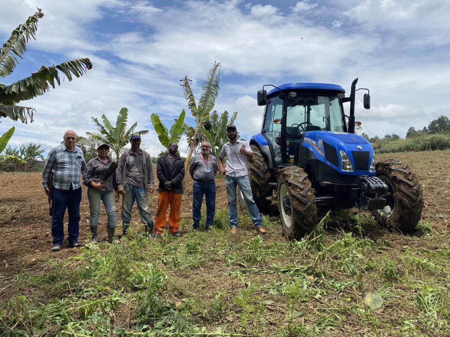 Programa da Prefeitura beneficia agricultores rurais do município