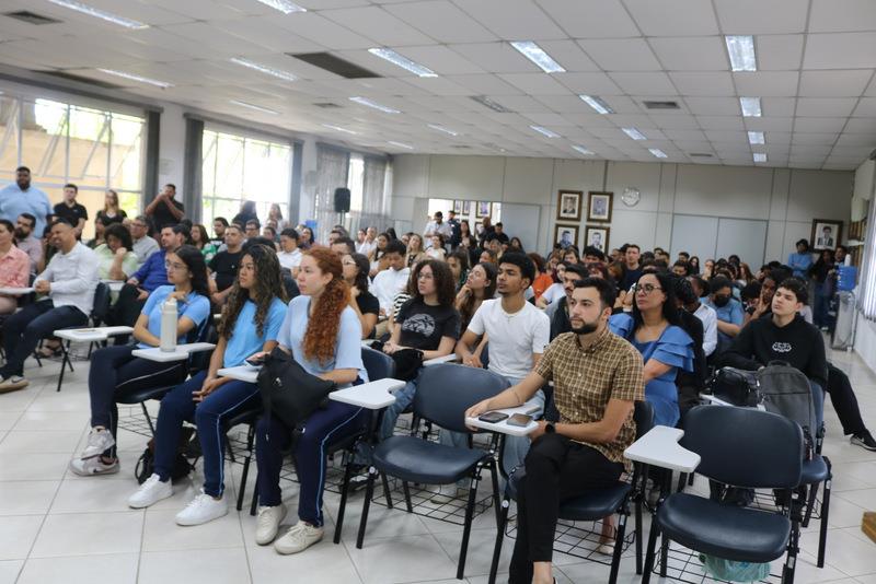 Prefeitura de Itapecerica da Serra realiza Solenidade de Reconhecimento e Valorização Profissional do Programa BEEM