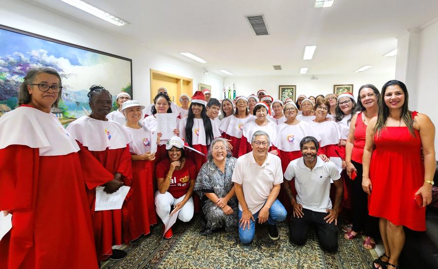 Cantata de Natal do Projeto 60+ emociona servidores do Complexo Administrativo
