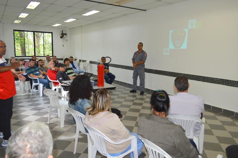 Brigadistas de Incêndio da Prefeitura participam de curso de treinamento