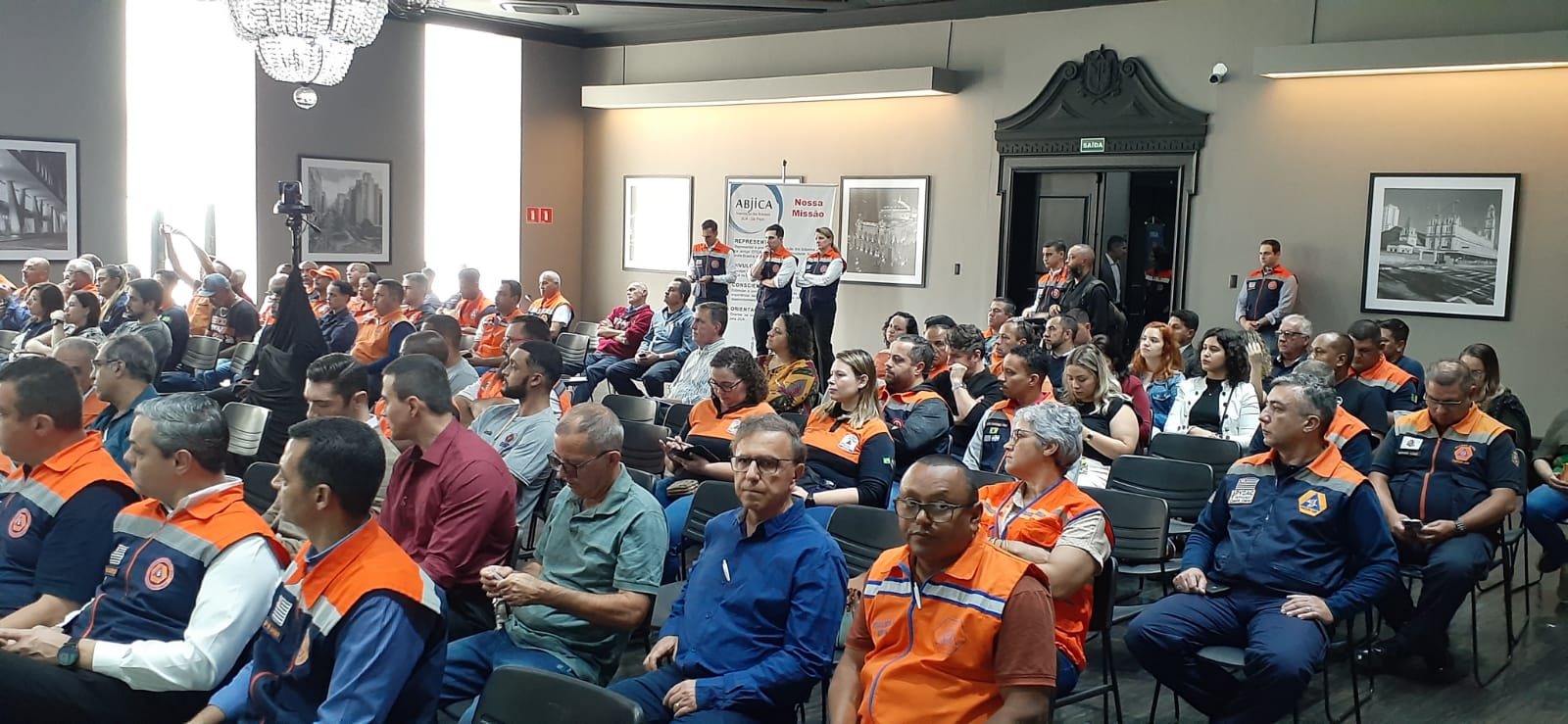Secretaria de Proteção e Defesa Civil de Itapecerica da Serra participa de Seminário