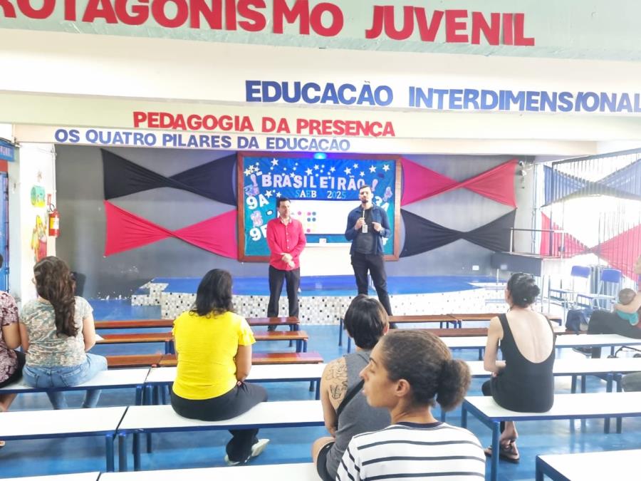 Projeto "PAT nas Escolas" realiza ação de orientação profissional com estudantes