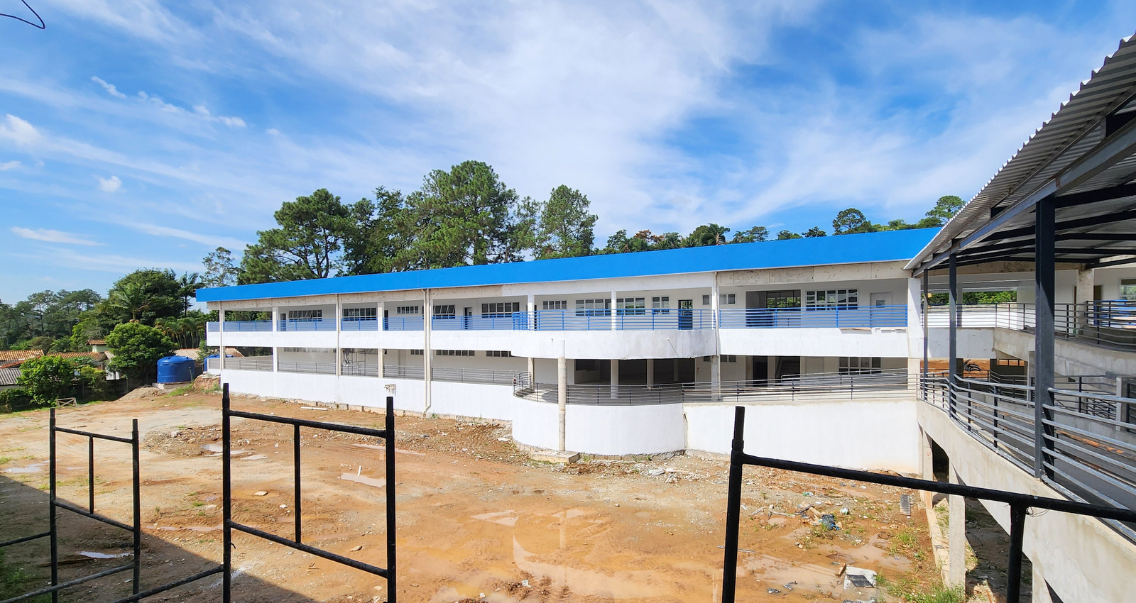 Obras da Nova Escola Arco-Íris estão em fase final para inauguração