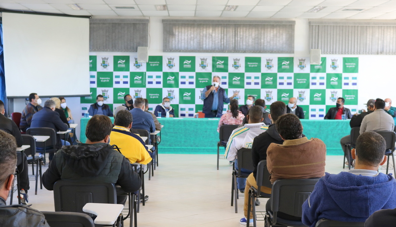 Prefeitura realiza reunião com representantes das Academias de Ginásticas, Autoescolas e Clínicas Psicológicas