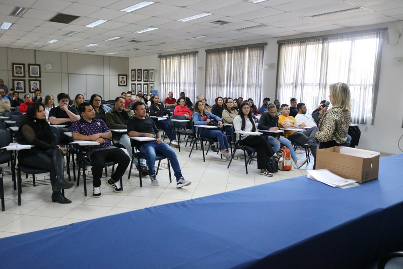 Autarquia de Saúde promove curso de capacitação sobre segurança alimentar para estabelecimentos do setor