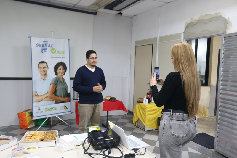 Oficina do Sebrae proporciona conhecimentos digitais para empreendedores