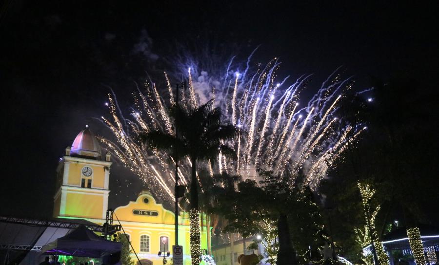 Show da virada celebra o Réveillon em Itapecerica da Serra