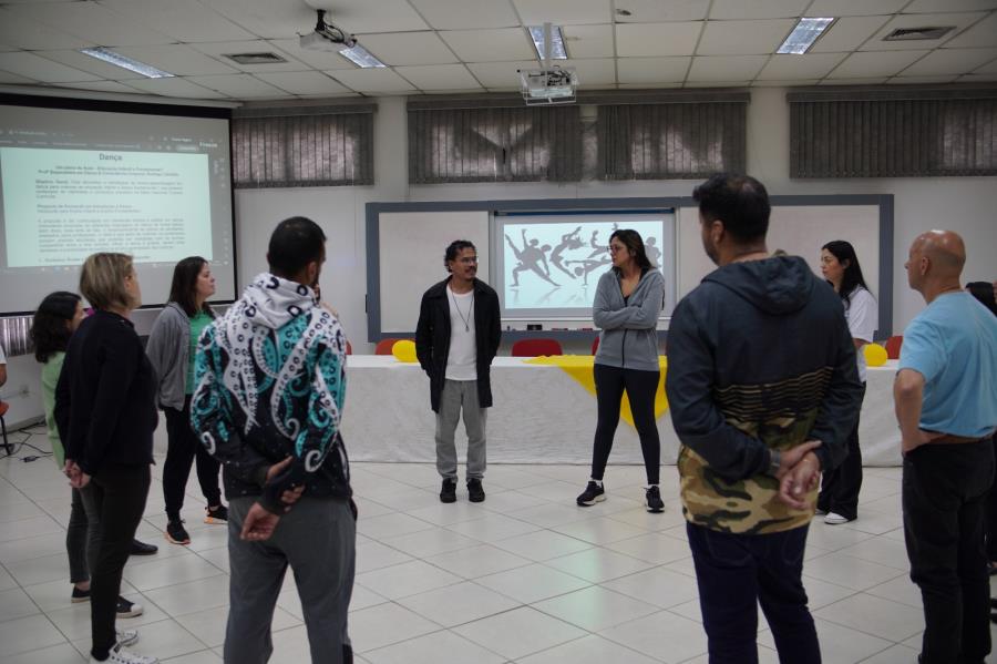 Formação de Professores de Arte – Dança na Educação Infantil e Ensino Fundamental I