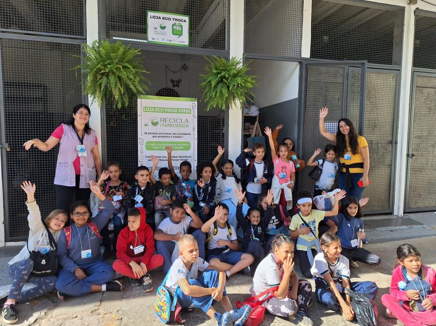 Escola Municipal José Pereira de Borba visita Estação de Tratamento de Efluentes