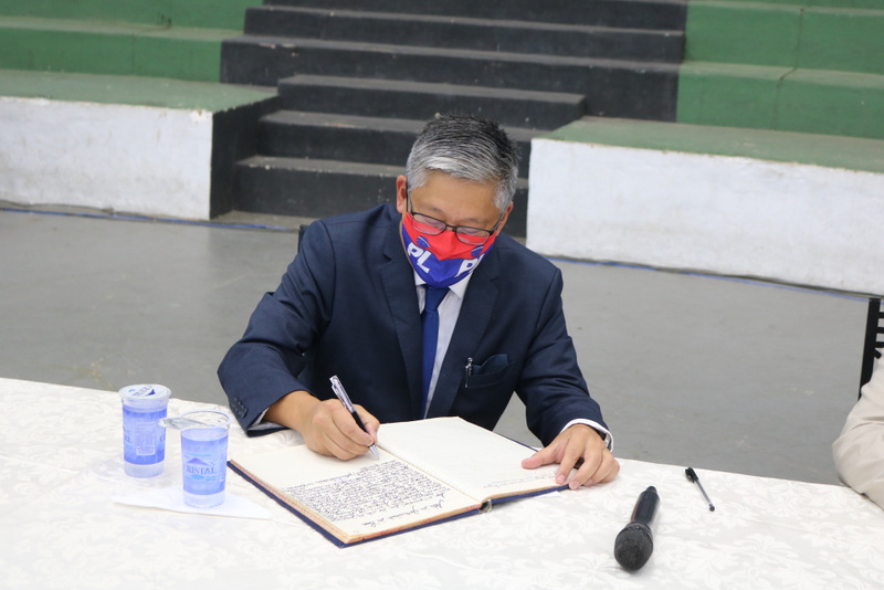 Prefeito Dr. Nakano toma posse em Itapecerica da Serra
