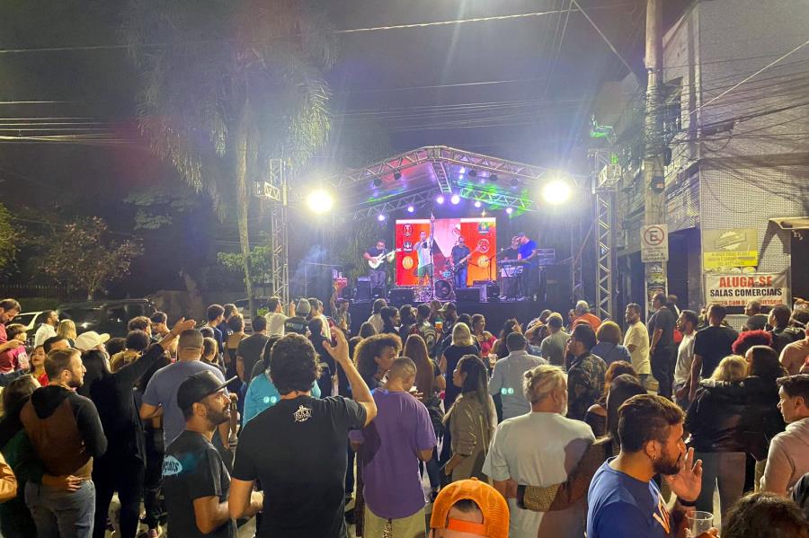 Encontro de Cervejeiros: Evento reúne ótimo público e é destaque no final de semana itapecericano